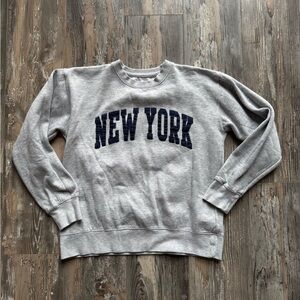 Women’s Medium Gray New York Long Sleeve Crewneck Outerwear Sweatshirt